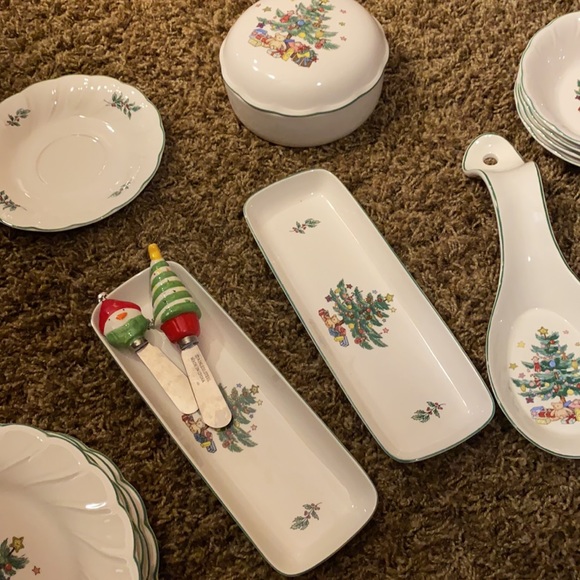 Nikko China dish set Christmas edition, serves 12 - Picture 8 of 12